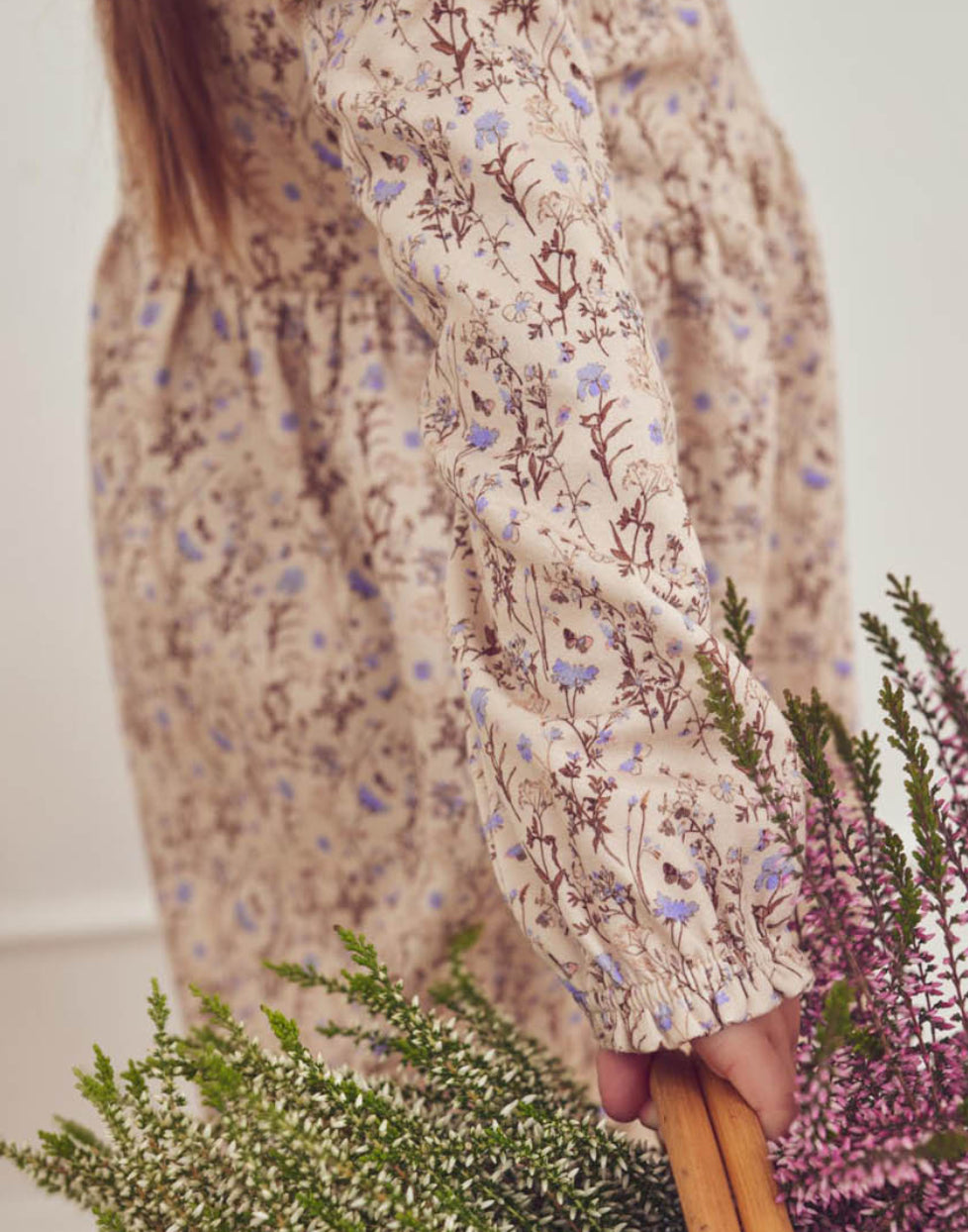 Rochiță Cornflower cu mânecă lungă și imprimeu floral